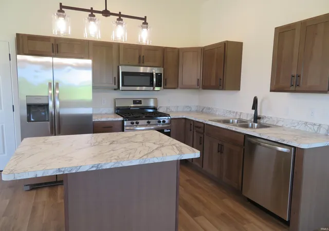 Photo 3 of Manufactured home for sale at 18527 Nankeen Ct, New Paris, IN 46553 | MLS# 202631795 | Listing updated on 2026-08-05