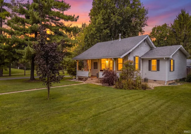 Photo 1 of Manufactured home for sale at 1996 W Railroad St, New Castle, IN 47362 | MLS# 202631800 | Listing updated on 2026-09-21
