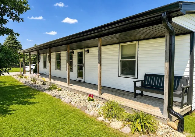 Photo 2 of Manufactured home for sale at 2250 E 600 South, Jonesboro, IN 46938 | MLS# 202631801 | Listing updated on 2026-09-02