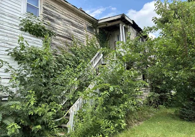 Photo 3 of Sale Pending at 1224 S Main St, Kokomo, IN 46902 | MLS# 202631823 | Listing updated on 2026-09-17