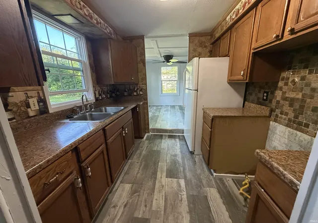 Photo 4 of Manufactured home for sale at 466 E Maple St, Berne, IN 46711 | MLS# 202631826 | Listing updated on 2026-10-22