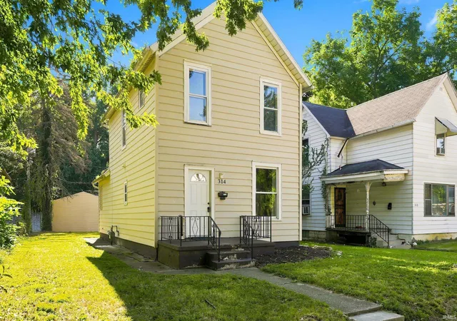 Photo 3 of Sale Pending at 314 Greenwood Ave, Fort Wayne, IN 46808 | MLS# 202631835 | Listing updated on 2026-08-22
