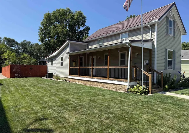 Photo 2 of Manufactured home for sale at 261 Columbia Ave, Peru, IN 46970 | MLS# 202631836 | Listing updated on 2026-08-05