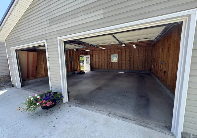 Photo 3 of Manufactured home for sale at 261 Columbia Ave, Peru, IN 46970 | MLS# 202631836 | Listing updated on 2026-08-05