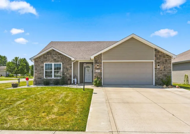 Photo 1 of Sale Pending at 2105 Cedar Ridge Cvs, Fort Wayne, IN 46818 | MLS# 202631837 | Listing updated on 2026-08-20