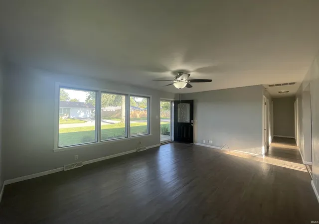 Photo 4 of Sale Pending at 6717 N Apple Ln, Muncie, IN 47303 | MLS# 202631854 | Listing updated on 2026-09-04