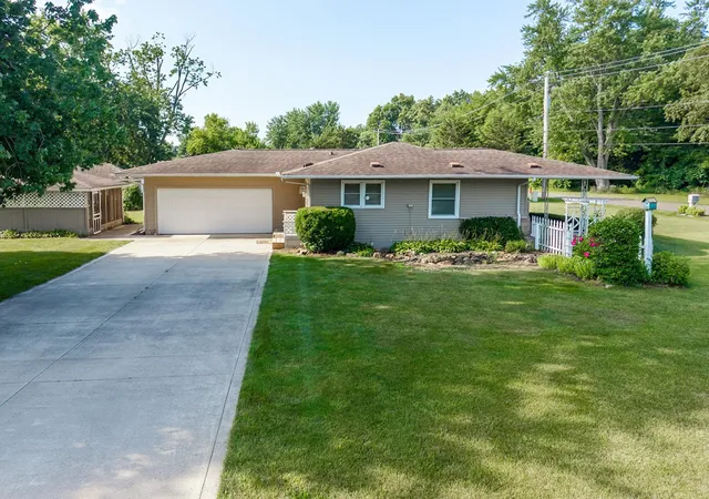 Photo 2 of Manufactured home for sale at 56314 County Rd 1, Elkhart, IN 46516 | MLS# 202631861 | Listing updated on 2026-08-06