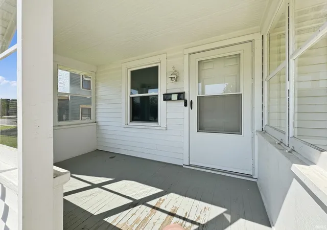 Photo 2 of Sale Pending at 2513 Parnell Ave, Fort Wayne, IN 46805 | MLS# 202631866 | Listing updated on 2026-09-13