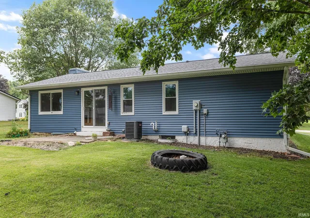 Photo 3 of Manufactured home for sale at 606 Claudia Ln, Middlebury, IN 46540 | MLS# 202631867 | Listing updated on 2026-09-02