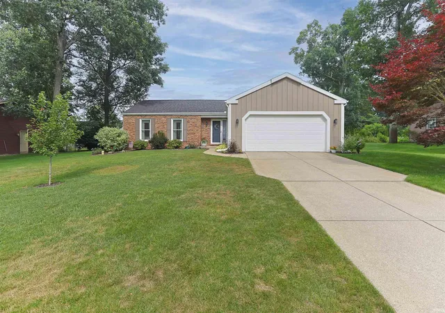 Photo 2 of Manufactured home for sale at 55154 Jeffrey Dr, Mishawaka, IN 46545 | MLS# 202631875 | Listing updated on 2026-08-06
