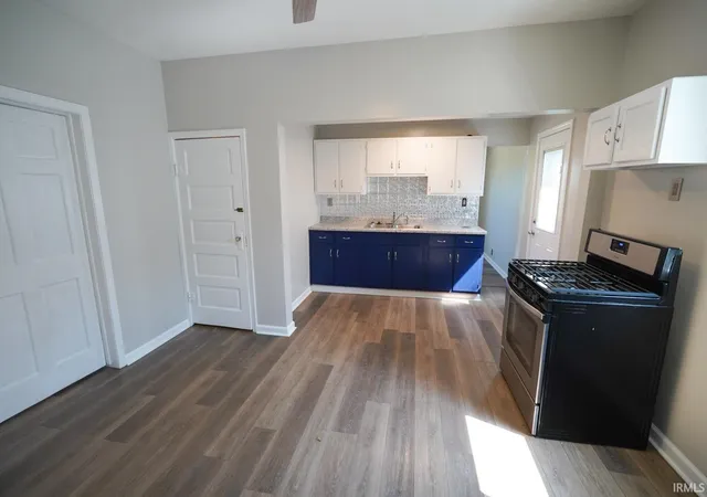Photo 3 of Sale Pending at 9274 E State Rd 168, Oakland City, IN 47660 | MLS# 202631876 | Listing updated on 2026-09-13