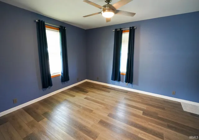 Photo 3 of Sale Pending at 9274 E State Rd 168, Oakland City, IN 47660 | MLS# 202631876 | Listing updated on 2026-09-13