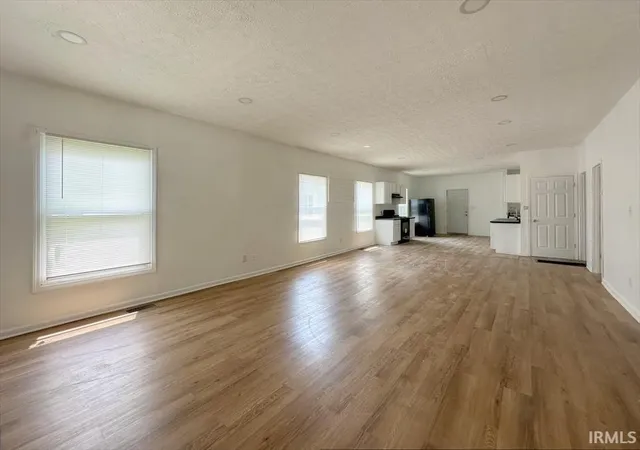 Photo 3 of Sale Pending at 1233 S Main St, Kokomo, IN 46902 | MLS# 202631896 | Listing updated on 2026-09-14
