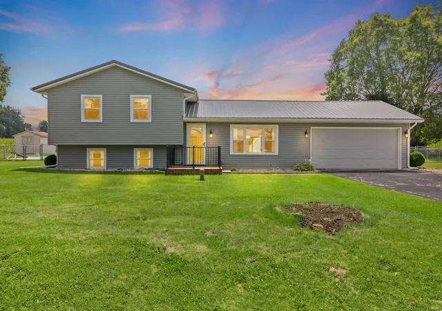 Photo 37 of Manufactured home for sale at 516 Catherine Dr, Sweetser, IN 46987 | MLS# 202631897 | Listing updated on 2026-08-28