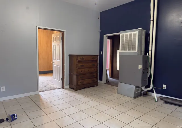 Photo 4 of Manufactured home for sale at 524 S Franklin St, Dunkirk, IN 47336 | MLS# 202632002 | Listing updated on 2026-08-06