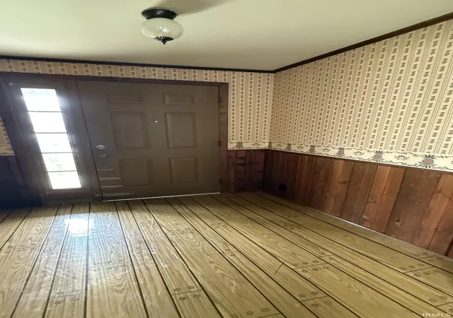 Photo 5 of Manufactured home for sale at 2414 S Vine St, Yorktown, IN 47396 | MLS# 202632008 | Listing updated on 2026-08-06