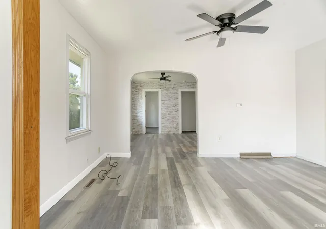 Photo 3 of Manufactured home for sale at 803 Carlton St, Mishawaka, IN 46544 | MLS# 202632028 | Listing updated on 2026-09-11
