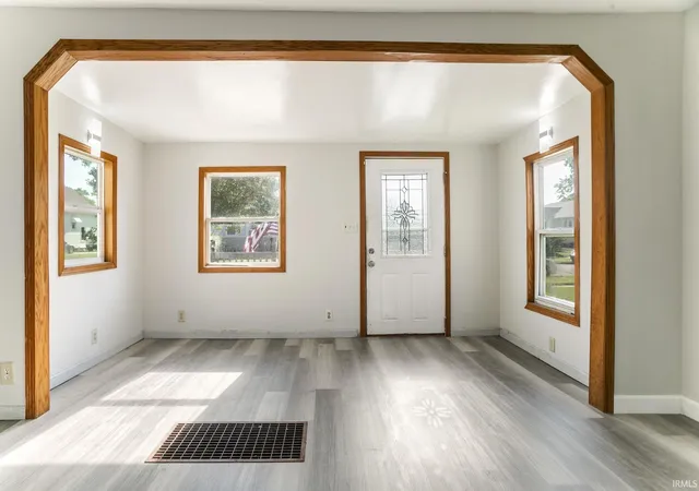 Photo 4 of Manufactured home for sale at 803 Carlton St, Mishawaka, IN 46544 | MLS# 202632028 | Listing updated on 2026-09-11