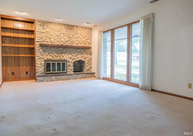 Photo 4 of Manufactured home for sale at 3213 W Twickingham Dr, Muncie, IN 47304 | MLS# 202632030 | Listing updated on 2026-10-03