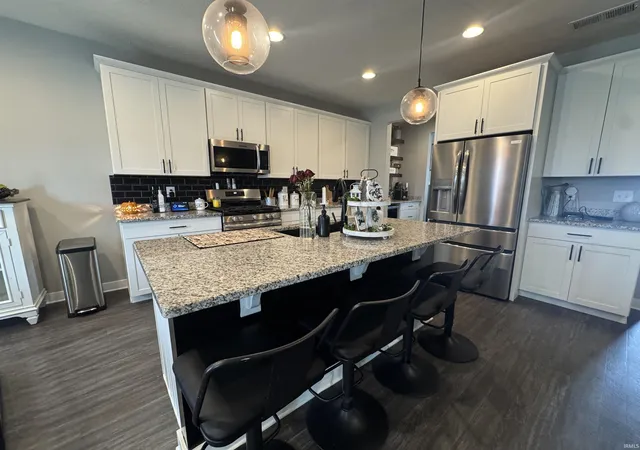 Photo 3 of Manufactured home for sale at 5340 Bloomsbury Ct, Newburgh, IN 47630 | MLS# 202632047 | Listing updated on 2026-09-10