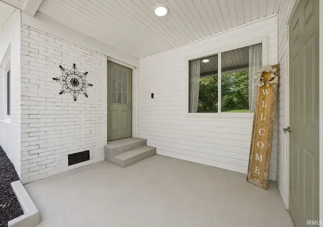Photo 2 of Manufactured home for sale at 11225 Sharon Dr, Evansville, IN 47712 | MLS# 202632048 | Listing updated on 2026-09-14