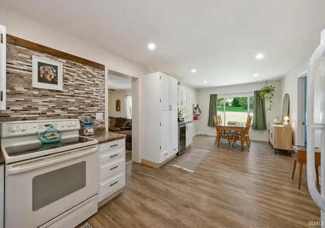 Photo 4 of Manufactured home for sale at 11225 Sharon Dr, Evansville, IN 47712 | MLS# 202632048 | Listing updated on 2026-09-27