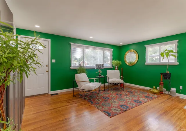 Photo 5 of Manufactured home for sale at 1922 S Lombard Ave, Evansville, IN 47714 | MLS# 202632049 | Listing updated on 2026-08-24