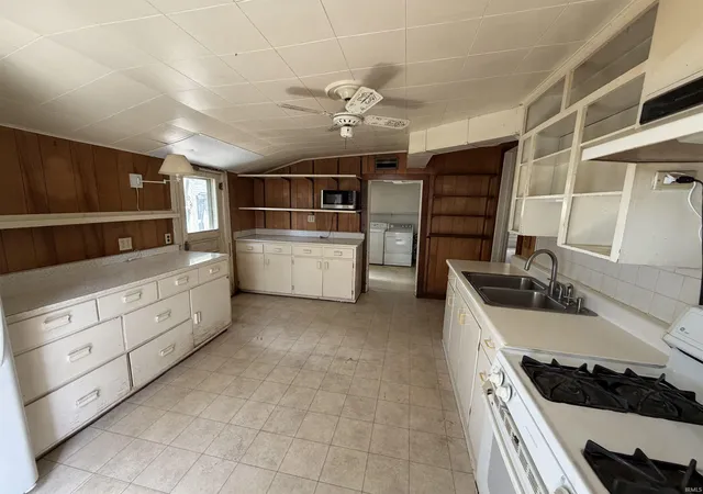 Photo 2 of Manufactured home for sale at 278 W 8th Street, Peru, IN 46970 | MLS# 202632053 | Listing updated on 2026-08-27