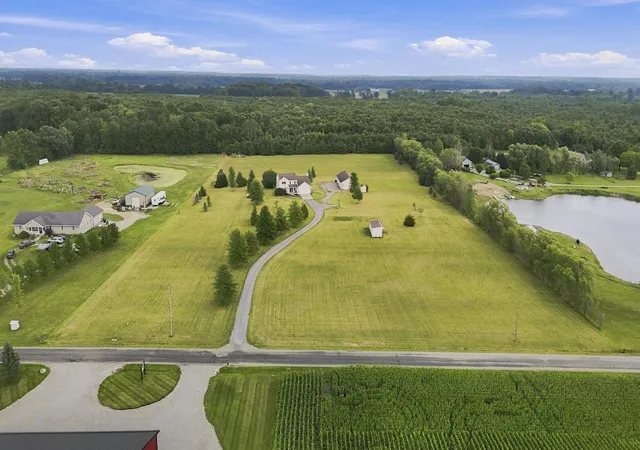 Photo 3 of Manufactured home for sale at 6459 County Rd 51, Saint Joe, IN 46785 | MLS# 202632058 | Listing updated on 2026-09-24