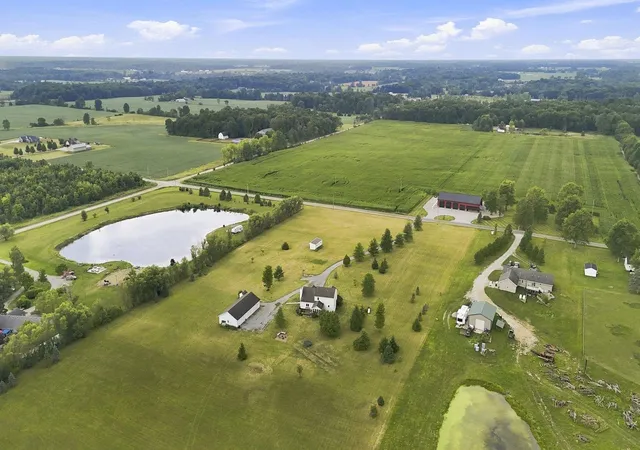 Photo 3 of Manufactured home for sale at 6459 County Rd 51, Saint Joe, IN 46785 | MLS# 202632058 | Listing updated on 2026-09-24