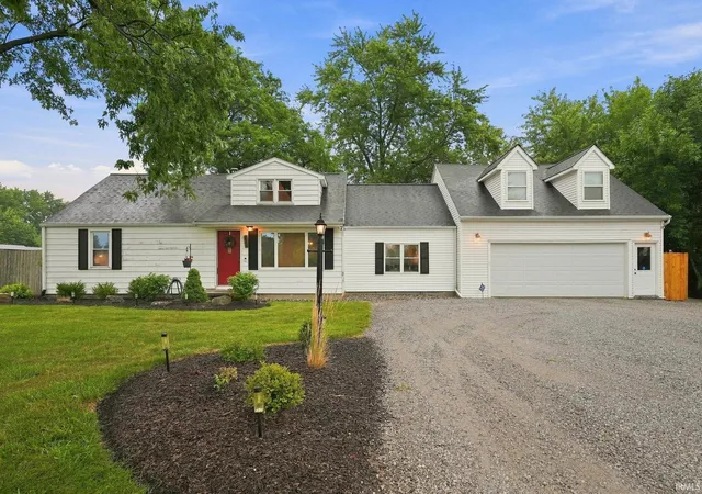 Photo 1 of Sale Pending at 10920 Auburn Rd, Fort Wayne, IN 46845 | MLS# 202632059 | Listing updated on 2026-09-10