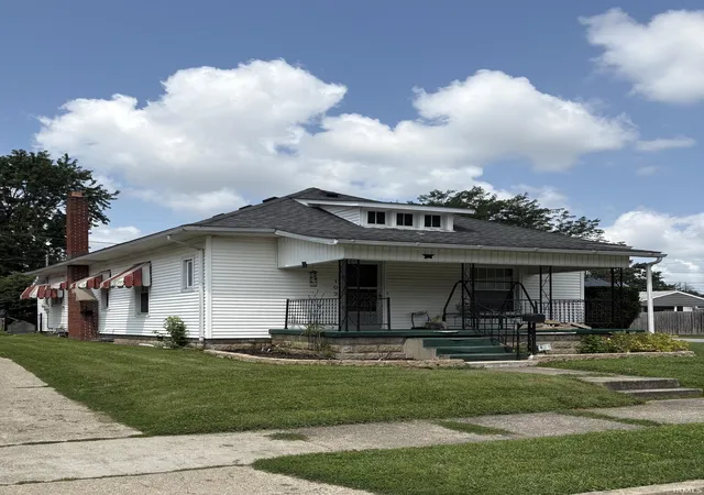 Photo 3 of Manufactured home for sale at 102 S 29th Street, Lafayette, IN 47904 | MLS# 202632061 | Listing updated on 2026-09-16