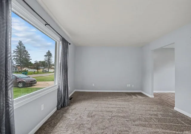 Photo 4 of Manufactured home for sale at 441 N Oakland Ave, Mishawaka, IN 46544 | MLS# 202632071 | Listing updated on 2026-09-06