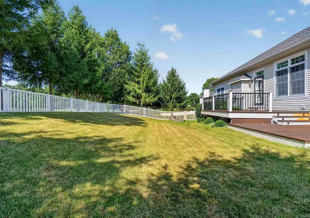 Photo 4 of Manufactured home for sale at 2051 E Barberry Dr, Warsaw, IN 46582 | MLS# 202632091 | Listing updated on 2026-10-07