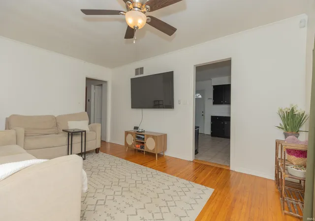 Photo 4 of Manufactured home for sale at 2023 E Powell Ave, Evansville, IN 47714 | MLS# 202632096 | Listing updated on 2026-08-07