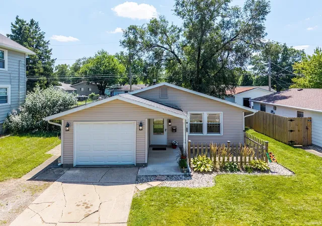 Photo 1 of Manufactured home for sale at 2612 Vance Ave, Fort Wayne, IN 46805 | MLS# 202632099 | Listing updated on 2026-08-07