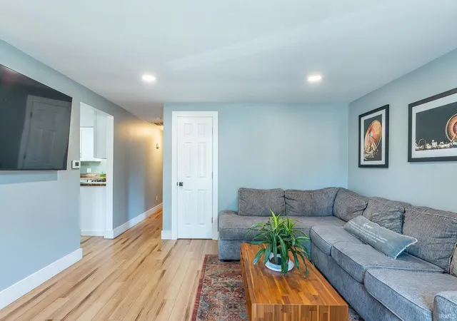 Photo 3 of Manufactured home for sale at 2612 Vance Ave, Fort Wayne, IN 46805 | MLS# 202632099 | Listing updated on 2026-08-07