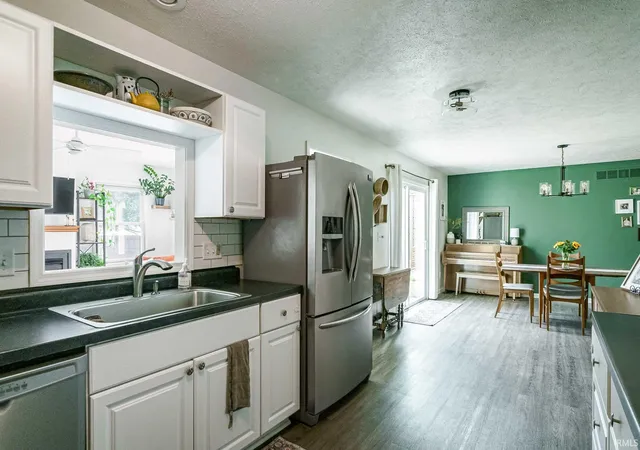 Photo 3 of Manufactured home for sale at 601 E 16th Street, Mishawaka, IN 46544 | MLS# 202632105 | Listing updated on 2026-08-07