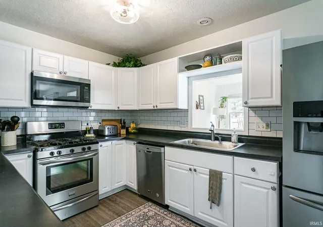 Photo 3 of Manufactured home for sale at 601 E 16th Street, Mishawaka, IN 46544 | MLS# 202632105 | Listing updated on 2026-08-07