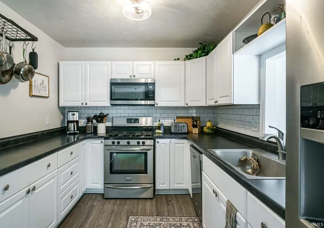 Photo 4 of Manufactured home for sale at 601 E 16th Street, Mishawaka, IN 46544 | MLS# 202632105 | Listing updated on 2026-08-07