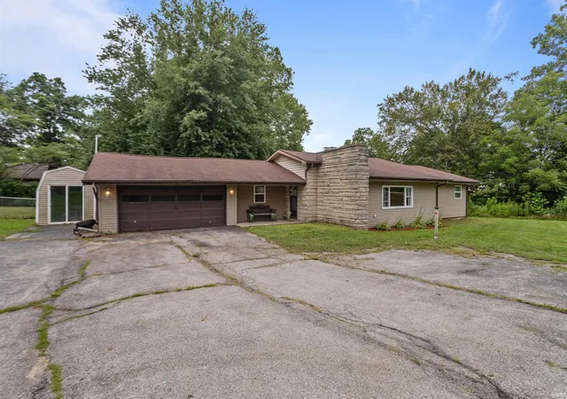 Photo 1 of Sale Pending at 3453 W 100 North, Kokomo, IN 46901 | MLS# 202632125 | Listing updated on 2026-08-25