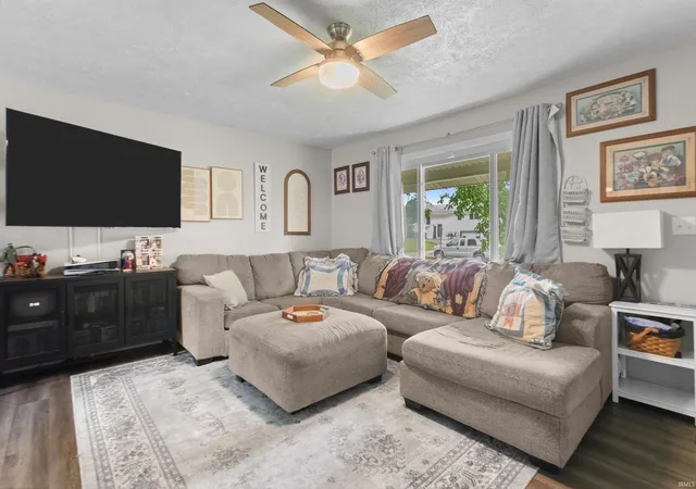 Photo 3 of Sale Pending at 5908 Council Ring Blvd, Kokomo, IN 46902 | MLS# 202632130 | Listing updated on 2026-09-26