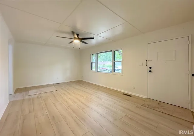 Photo 3 of Manufactured home for sale at 1117 Brentwood Dr, Kokomo, IN 46901 | MLS# 202632144 | Listing updated on 2026-08-07