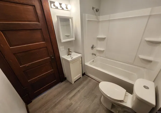 Photo 4 of Manufactured home for sale at 715 S 16th Street, Terre Haute, IN 47807 | MLS# 202632152 | Listing updated on 2026-08-28