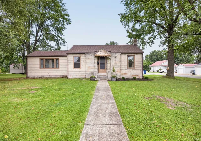 Photo 2 of Manufactured home for sale at 1201 W Warren St, Mitchell, IN 47446 | MLS# 202632178 | Listing updated on 2026-08-24