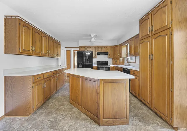 Photo 2 of Manufactured home for sale at 6353 W Old Rd 64, Huntingburg, IN 47542 | MLS# 202632189 | Listing updated on 2026-09-17
