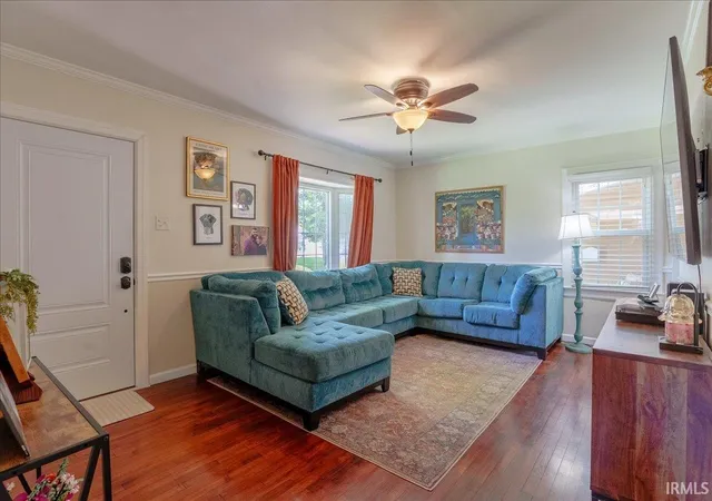 Photo 3 of Sale Pending at 6817 Lincoln Ave, Evansville, IN 47715 | MLS# 202632197 | Listing updated on 2026-09-08