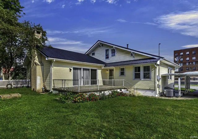 Photo 4 of Manufactured home for sale at 401 S Main St, Bluffton, IN 46714 | MLS# 202632198 | Listing updated on 2026-09-30