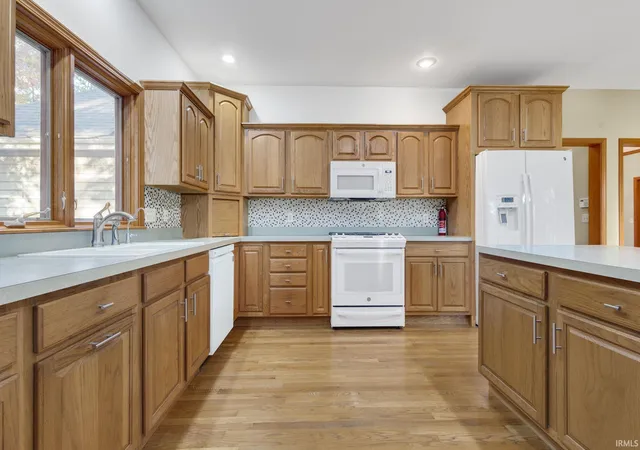 Photo 3 of Manufactured home for sale at 7674 E Potato Hole Ct, New Carlisle, IN 46552 | MLS# 202632212 | Listing updated on 2026-08-07