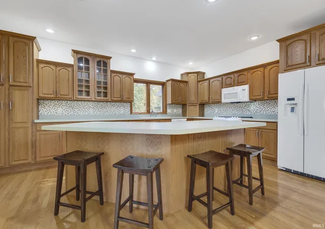Photo 4 of Manufactured home for sale at 7674 E Potato Hole Ct, New Carlisle, IN 46552 | MLS# 202632212 | Listing updated on 2026-08-07